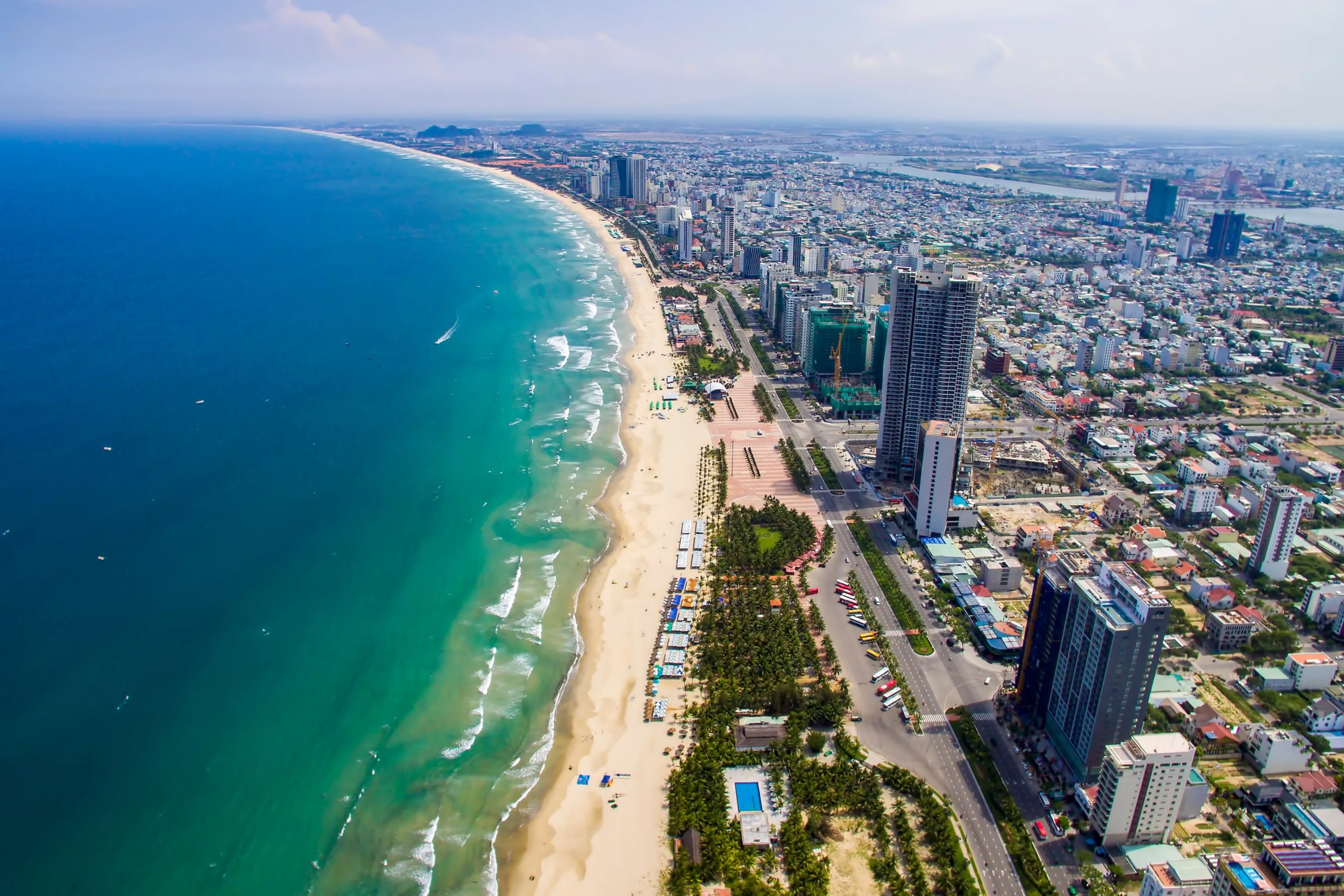 Lô đất mặt tiền đường Phạm Văn Đồng diện tích 777 m2